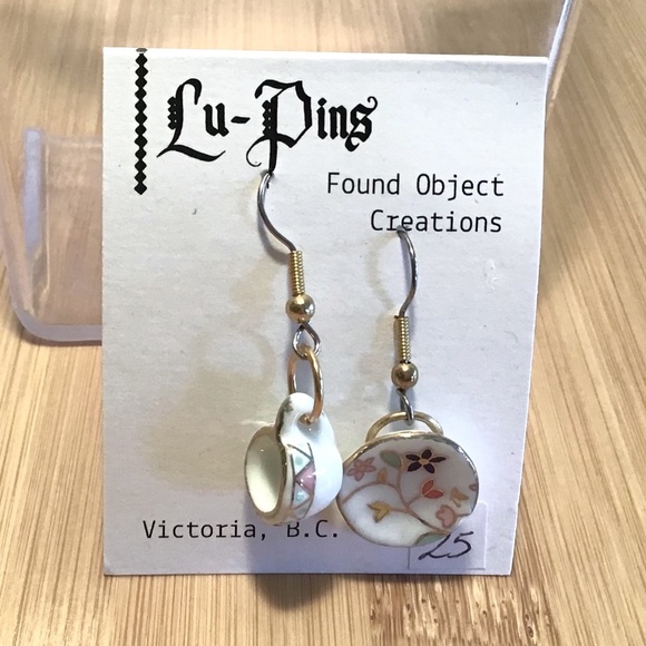 Handmade earrings - Picture 1 of 2